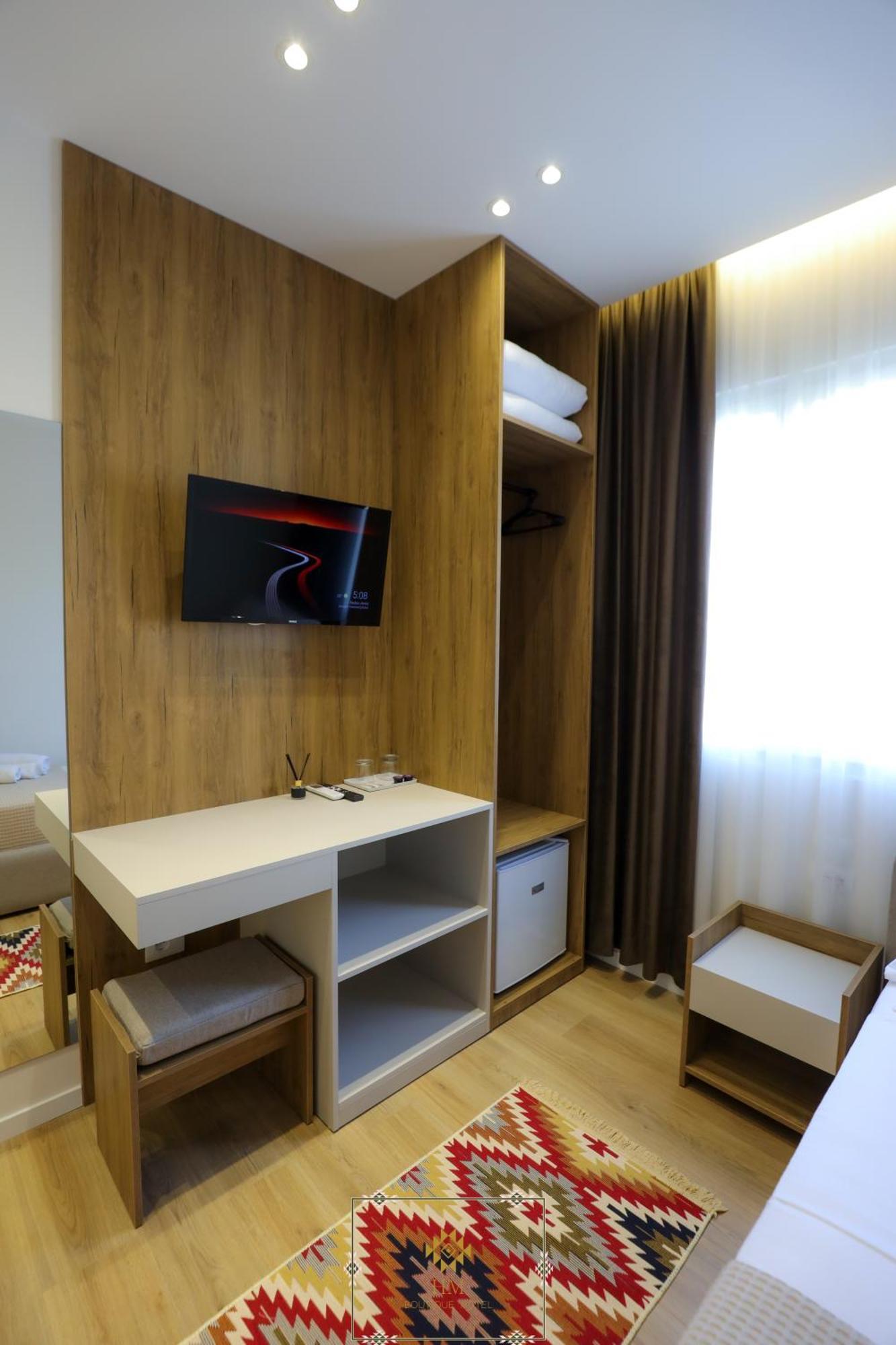 Hm Boutique Hotel Krujë Extérieur photo